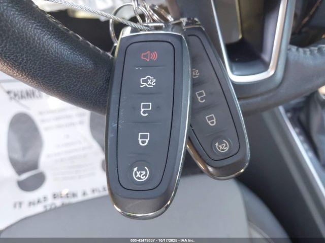 Ford Escape Se Image 4