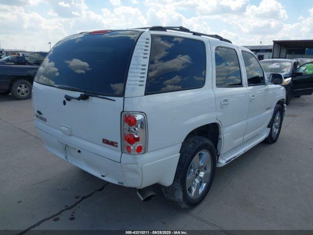 GMC Yukon Denali Image 2