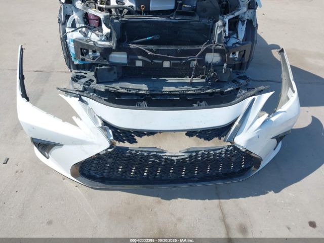 Lexus Es F Sport Image 19