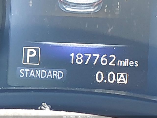 INFINITI Q50 Premium Image 14