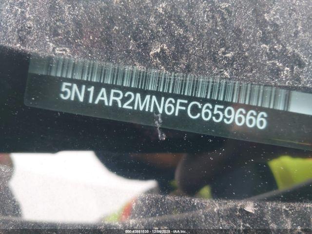 Nissan Pathfinder Image 14