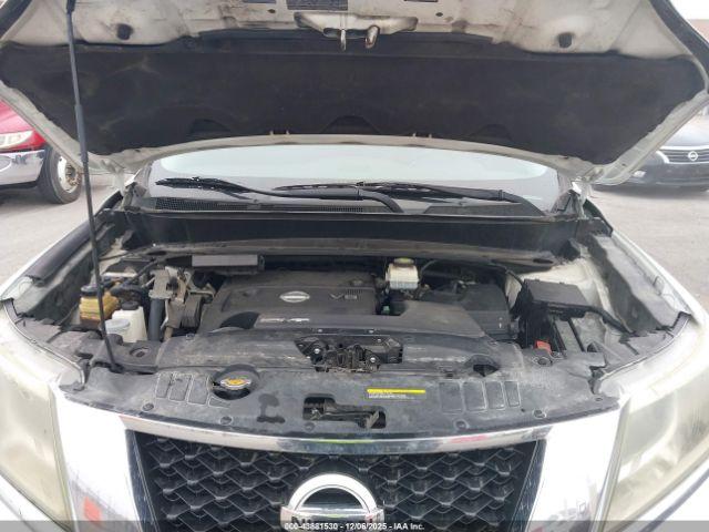 Nissan Pathfinder Image 9