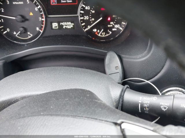 Nissan Pathfinder Image 16