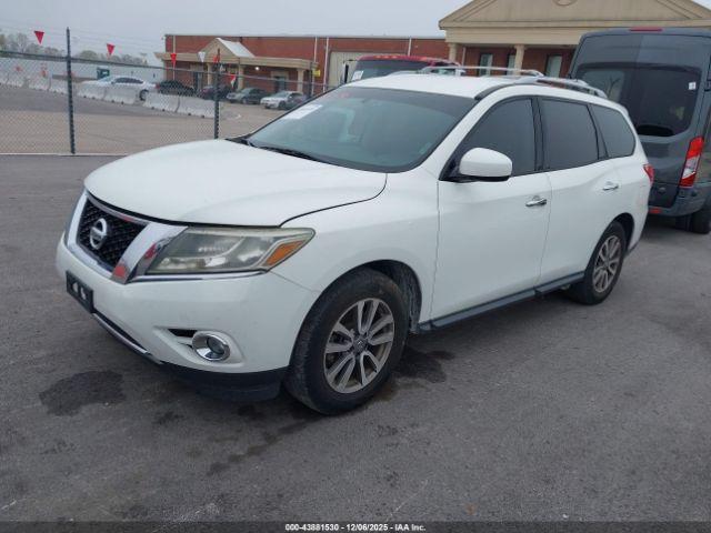Nissan Pathfinder Image 11