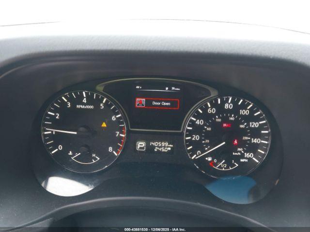 Nissan Pathfinder Image 12