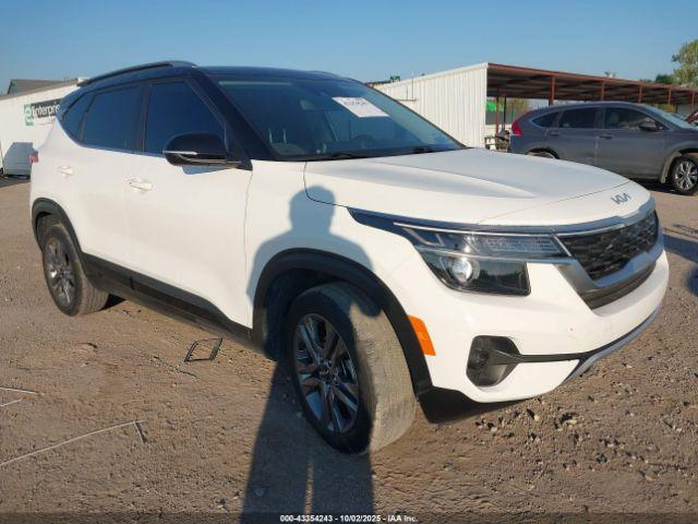  Salvage Kia Seltos