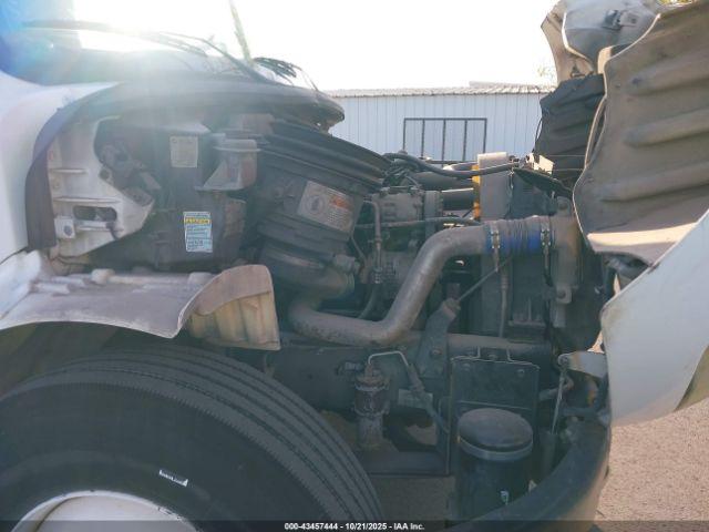 Freightliner M2 106 Medium Duty Image 10