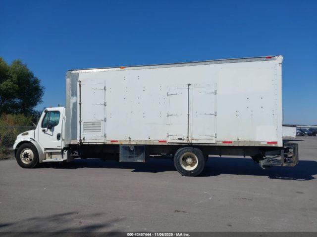 Freightliner M2 106 Medium Duty Image 14