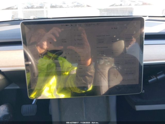 Tesla Model Y Rwd Image 7