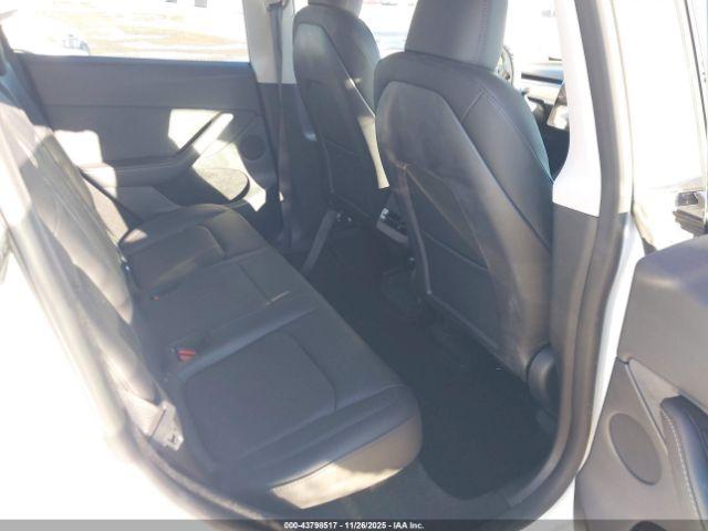 Tesla Model Y Rwd Image 15