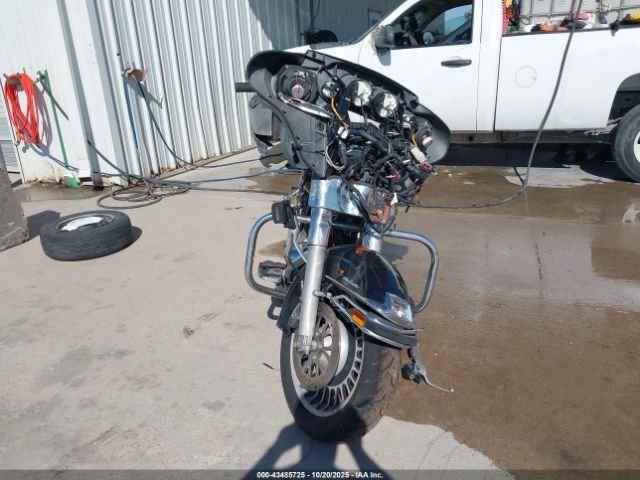 Harley-Davidson Flhtcu Ultra Classic Electra Gld Image 2