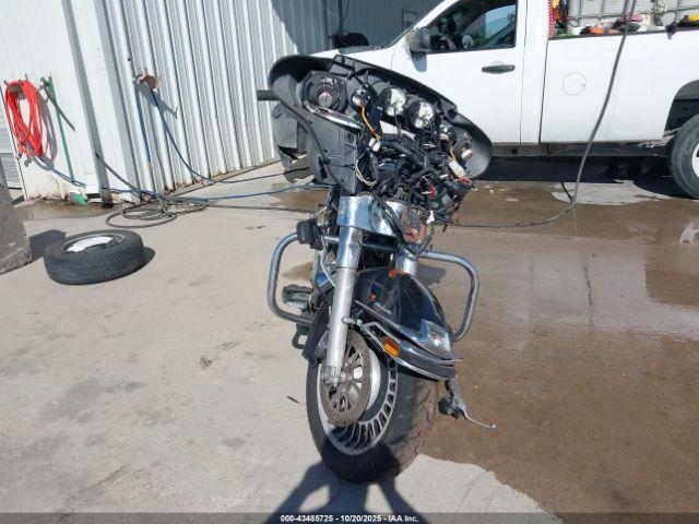 Harley-Davidson Flhtcu Ultra Classic Electra Gld Image 2