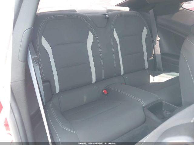 Chevrolet Camaro 1lt Image 15