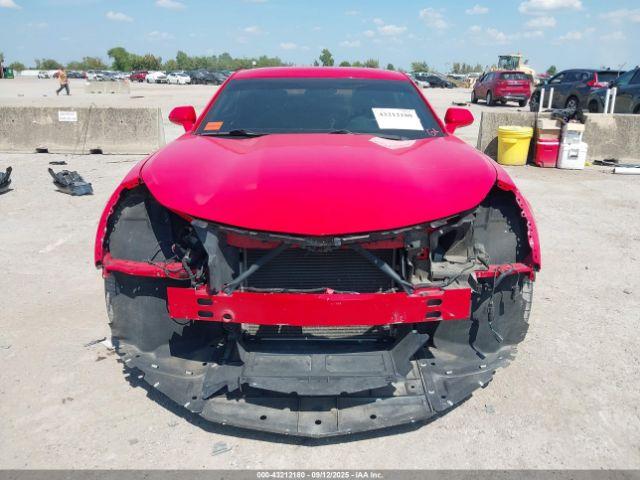 Chevrolet Camaro 1lt Image 18