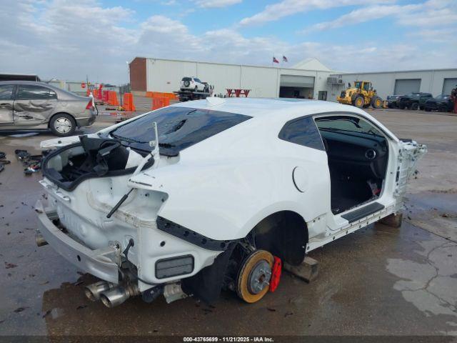 Chevrolet Camaro Rwd  1ss Image 3