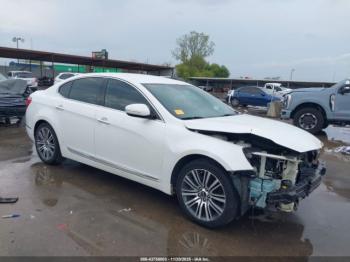  Salvage Kia Cadenza