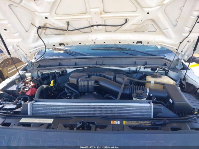 Ford F-250 Xl Image 12