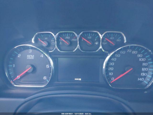 GMC Yukon Denali Image 7