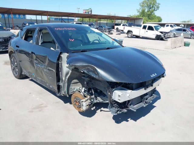  Salvage Kia EV6