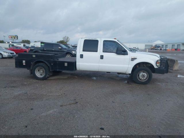 Ford F-350 Image 13