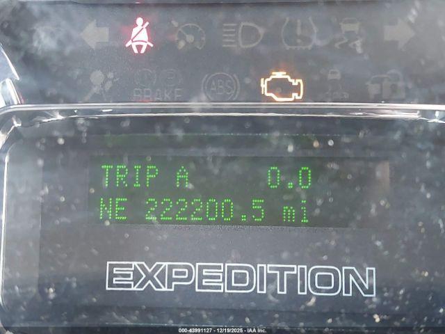 Ford Expedition Xlt Image 10