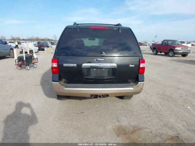 Ford Expedition Xlt Image 15