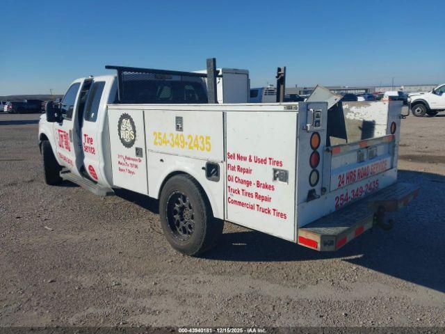 Ford F-350 Xl Image 17