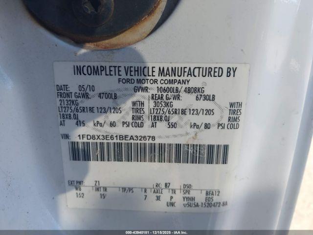 Ford F-350 Xl Image 4