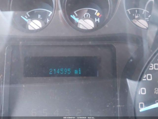 Ford F-350 Xl Image 11