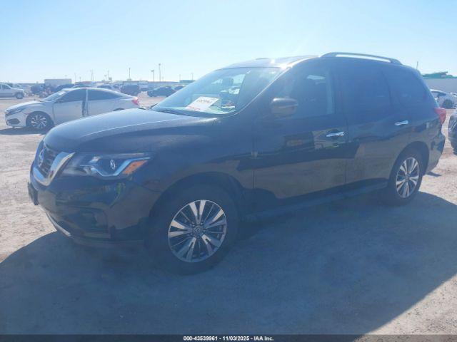 Nissan Pathfinder Sv Image 5