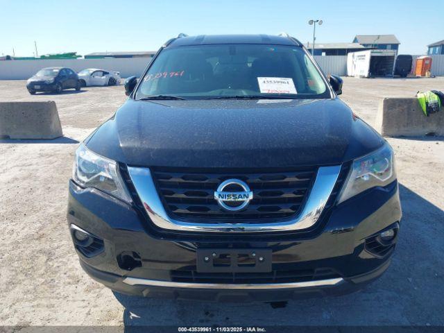 Nissan Pathfinder Sv Image 11