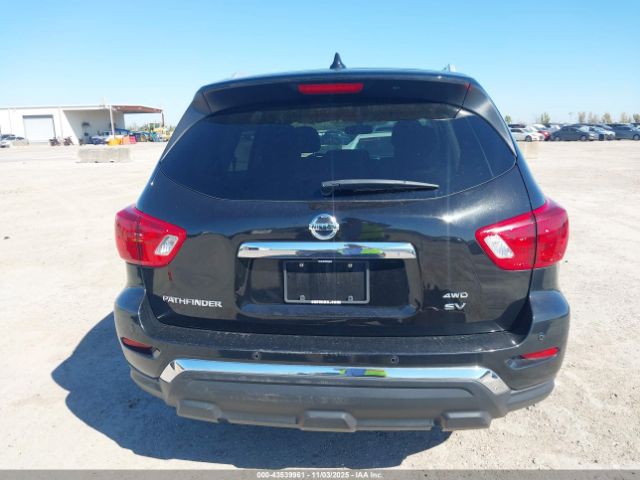 Nissan Pathfinder Sv Image 17