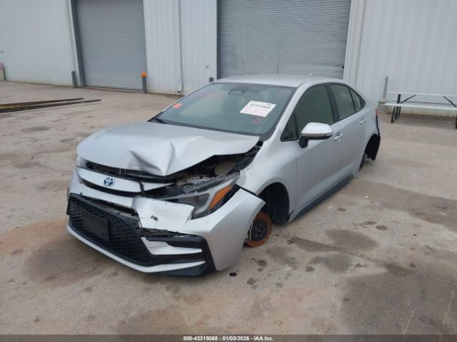 Toyota Corolla Hybrid Se Image 2