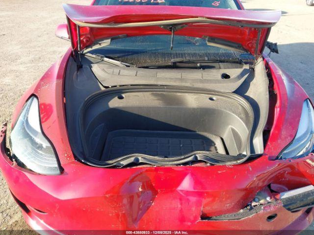 Tesla Model 3 Rear-wheel Drive Image 9