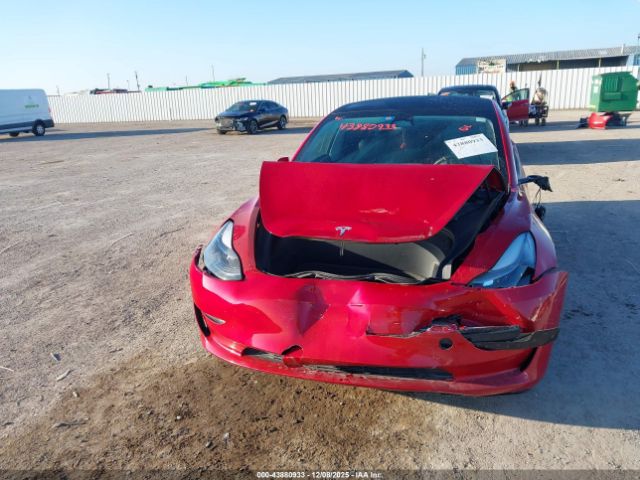 Tesla Model 3 Rear-wheel Drive Image 12