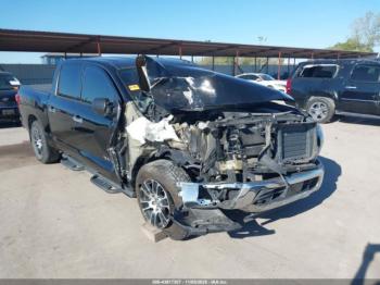  Salvage Nissan Titan