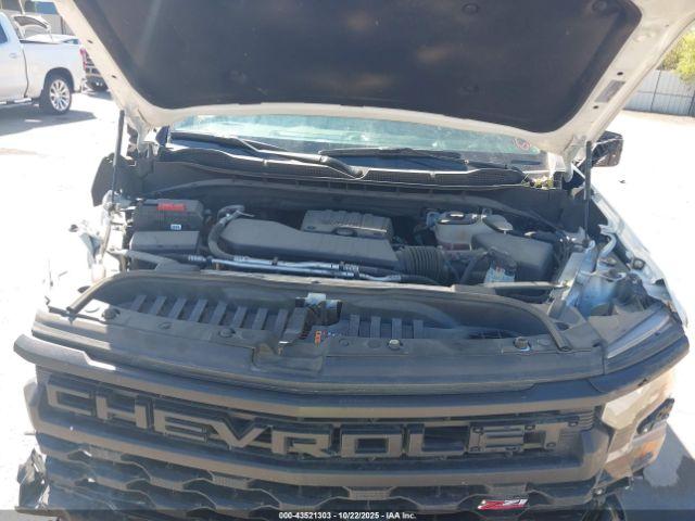 Chevrolet Silverado 1500 4wd  Short Bed Custom Trail Boss Image 9