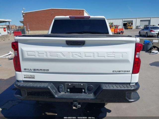 Chevrolet Silverado 1500 4wd  Short Bed Custom Trail Boss Image 16