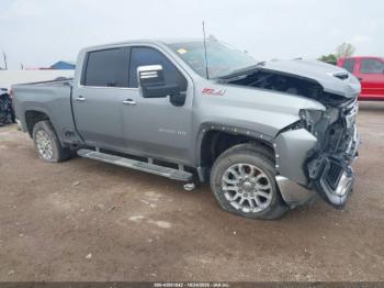  Salvage Chevrolet Silverado 2500