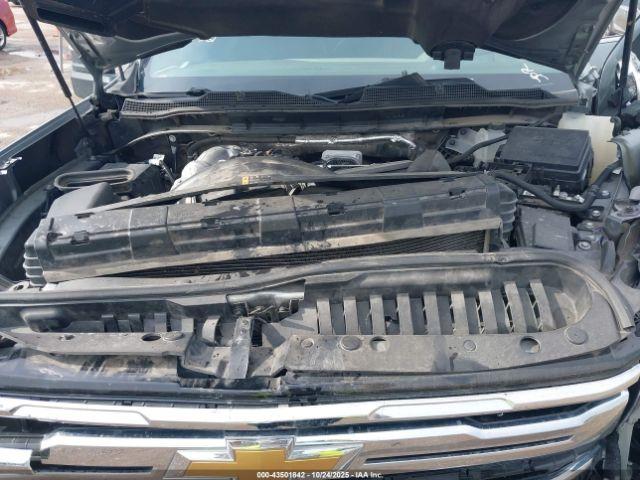 Chevrolet Silverado 2500 4wd  Standard Bed Ltz Image 7