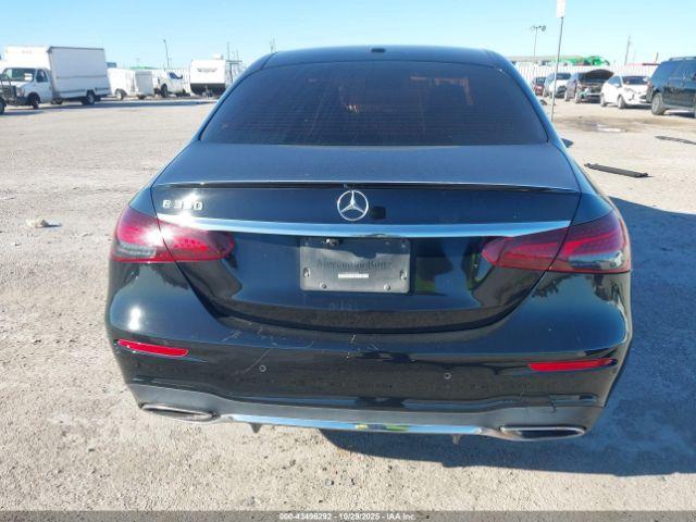 Mercedes-Benz E-Class Image 15