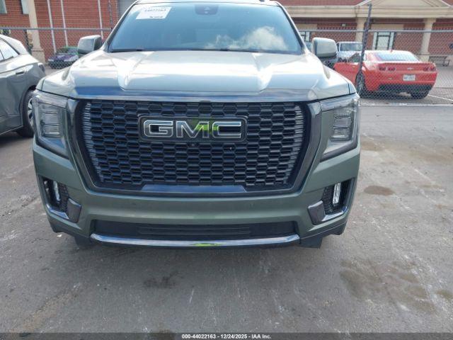 GMC Yukon 4wd Denali Ultimate Image 8