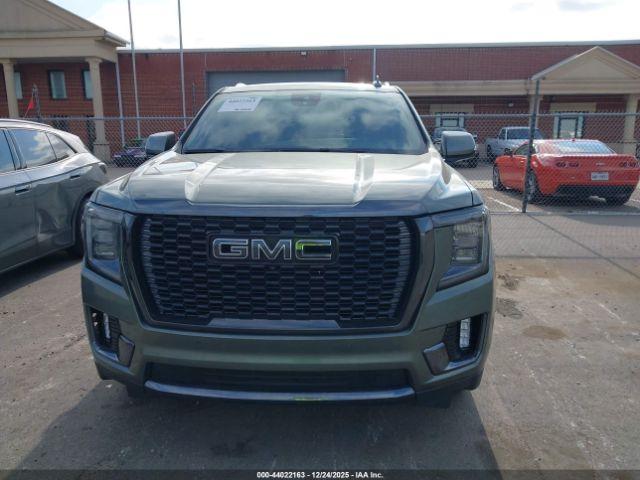 GMC Yukon 4wd Denali Ultimate Image 5
