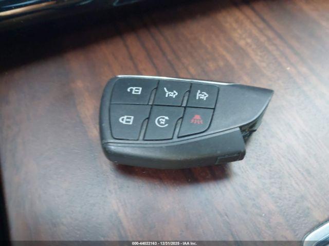 GMC Yukon 4wd Denali Ultimate Image 13