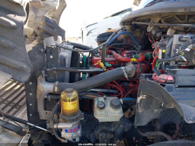 Freightliner M2 106 Medium Duty Image 13