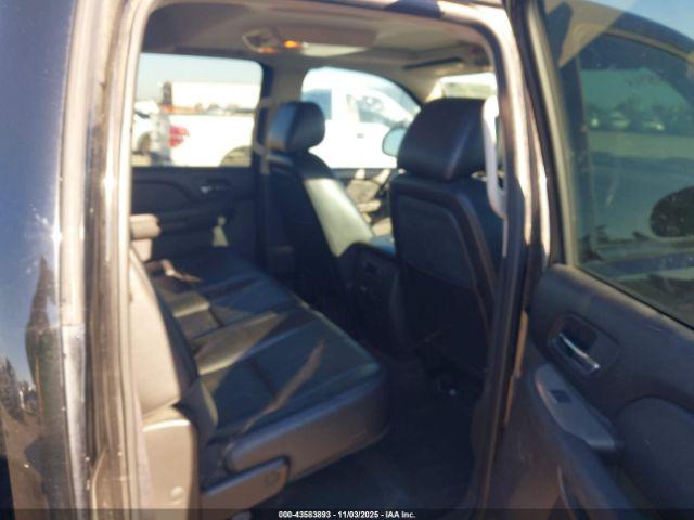 Chevrolet Silverado 1500 Ltz Image 11