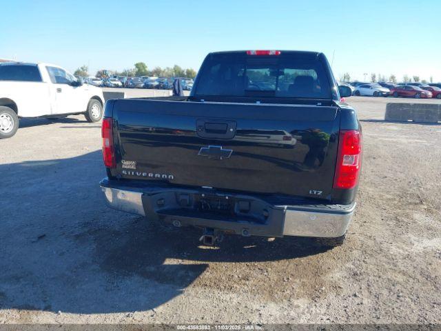 Chevrolet Silverado 1500 Ltz Image 2