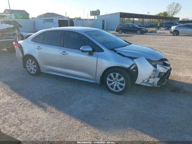 Toyota Corolla Le Image 3