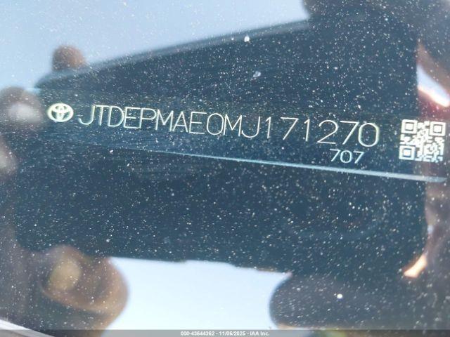 Toyota Corolla Le Image 9