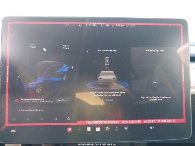 Tesla Model Y Long Range Dual Motor All-wheel Drive Image 17